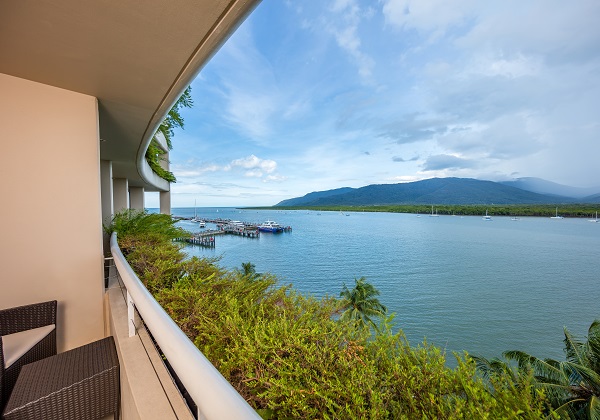 NOVOTEL CAIRNS OASIS RESORT