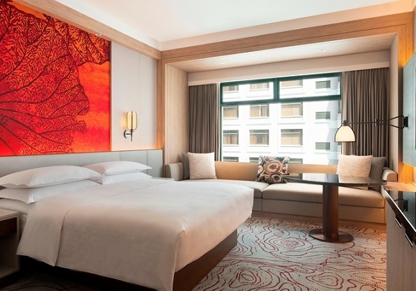 SHERATON SAIGON HOTEL & TOWERS